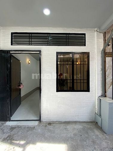 Bán nhà mới đẹp hẻm 4m – đường Trần Phú, Quận 5. Giá chỉ : 5.x tỷ