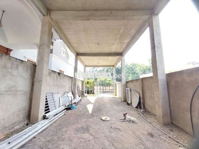 Nhà mặt tiền + nhà yến 3,5 lầu giá thỏa thuận