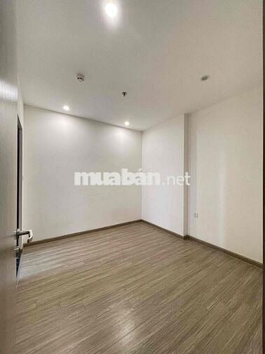 Nhà 4x6 hẻm thông xe hơi. 1 lầu 2pn 2wc không ngập nước