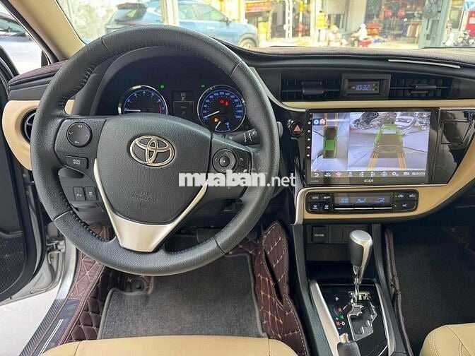 Toyota Altis 2018 1.8G Bạc 66000 km
