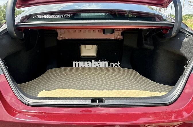 Toyota Camry 2020 2.0G - siêu lướt 24,000 Km.