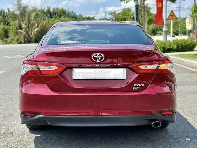 Toyota Camry 2020 2.0G - siêu lướt 24,000 Km.