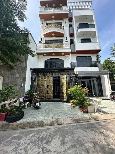 Chính chủ bán gấp Nhà KDC Sài Gòn South. DT: 181m2. Giá: 48 tr/m2 tính