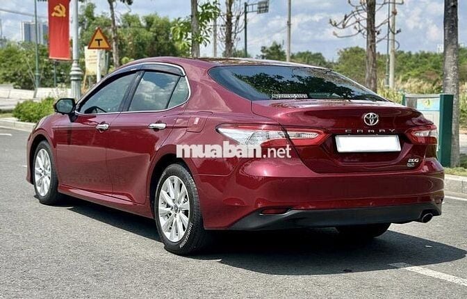 Toyota Camry 2020 2.0G - siêu lướt 24,000 Km.