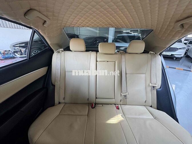 Toyota Altis 2018 1.8G Bạc 66000 km