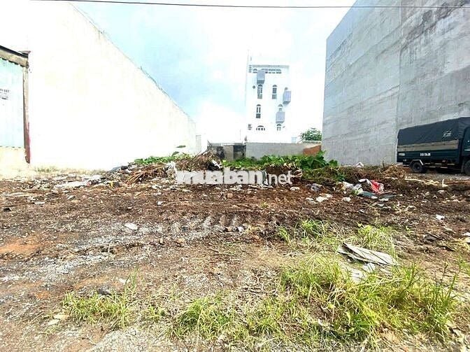 Bán gấp đất Phú An. Bến cát giá 650tr có 200m2 dùng để đầu tư