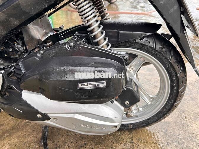 mình cần bán chiếc vario 150 indo và AB 2019