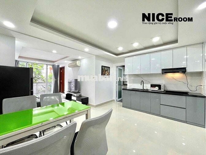 Cho Thuê Căn Hộ Rộng  40m2 View Landmark 81 , Ngay Trung Tâm Q1