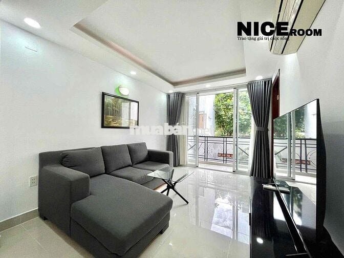 Cho Thuê Căn Hộ Rộng  40m2 View Landmark 81 , Ngay Trung Tâm Q1