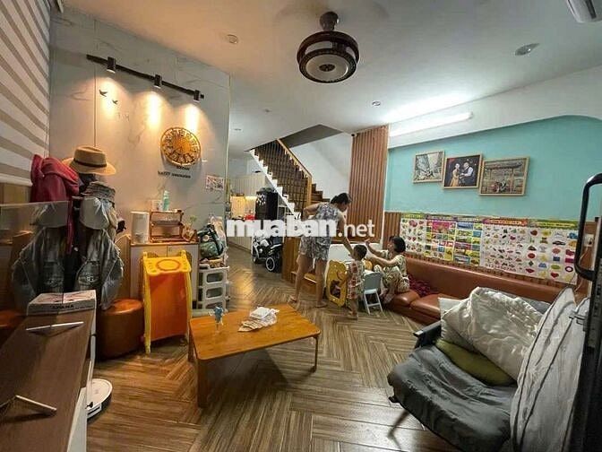 Bán nhà 2tầng trung tâm quận Hải Châu Đà Nẵng