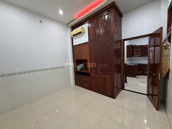 Chính chủ cần sang nhượng nhà hẻm lớn