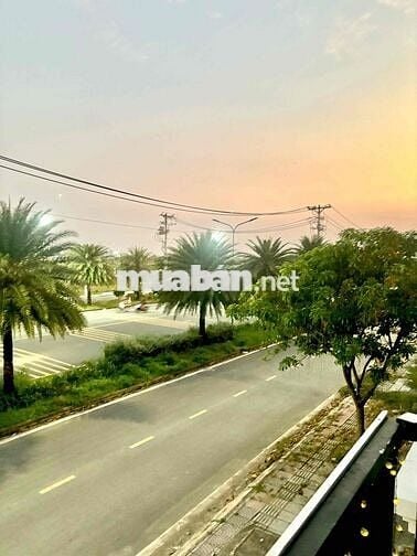 Cho Thuê Mặt Tiền Shophouse khu The Sol City (ngay chợ Hưng Long BC)