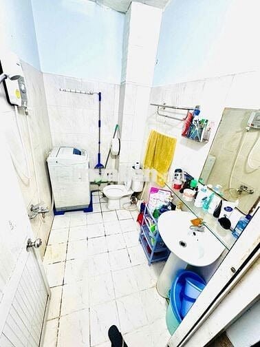 Văn Phòng, ban công đẹp giá rẻ mặt tiền Bạch Đằng P2 TB sân bay TSN