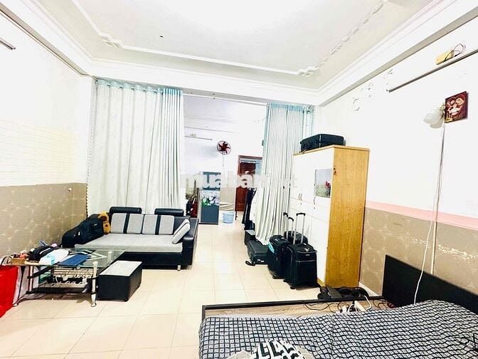 Văn Phòng, ban công đẹp giá rẻ mặt tiền Bạch Đằng P2 TB sân bay TSN