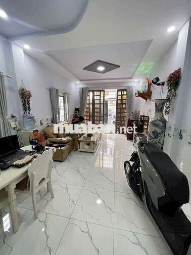 Chỉ Hơn 3 Tỷ Có Nhà Đẹp ở Ngay (4*12) Hẻm Xe Tải Thông