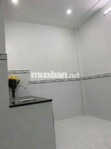 mới keng trệt lửng 4*4 mới rẻ chốt lẹ