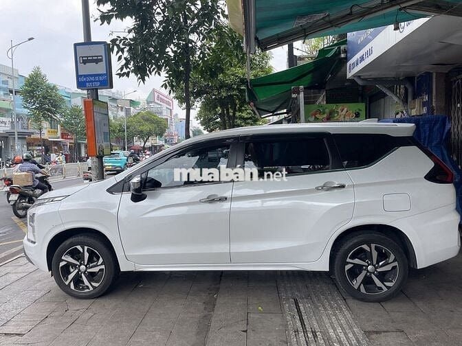 Mitsubishi Xpander 2022 Premium 1.5 AT - 30000 km