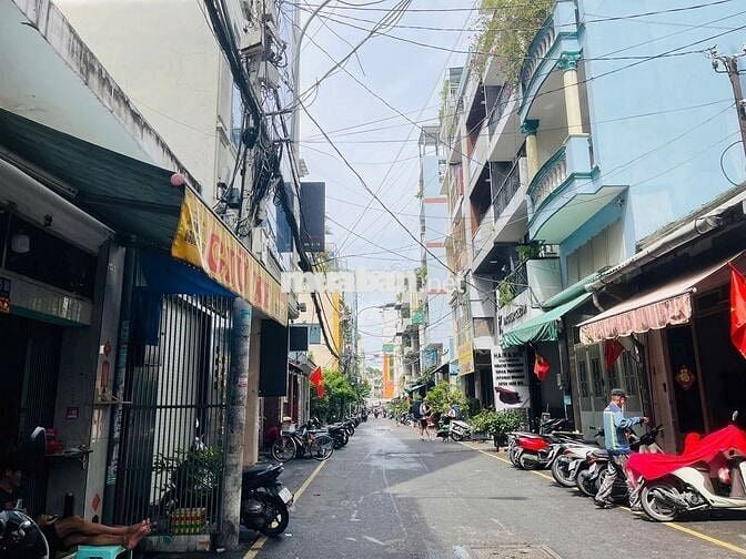 GIÁ THUÊ 52TRIỆU - Nhà 165/81 Nguyễn Thái Bình, Quận 1- 4TẦNG, HẺM VIP