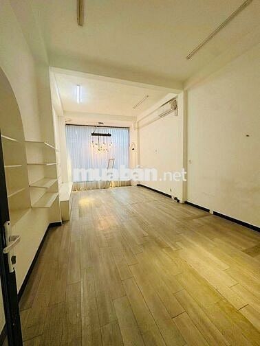 GIÁ THUÊ 52TRIỆU - Nhà 165/81 Nguyễn Thái Bình, Quận 1- 4TẦNG, HẺM VIP