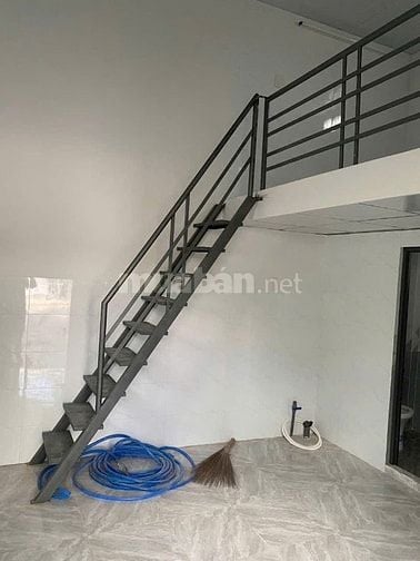Bán nhanh dãy Trọ Bà Triệu ,Hóc Môn 100m2 Sổ hồng Riêng 1ty 050triệu 