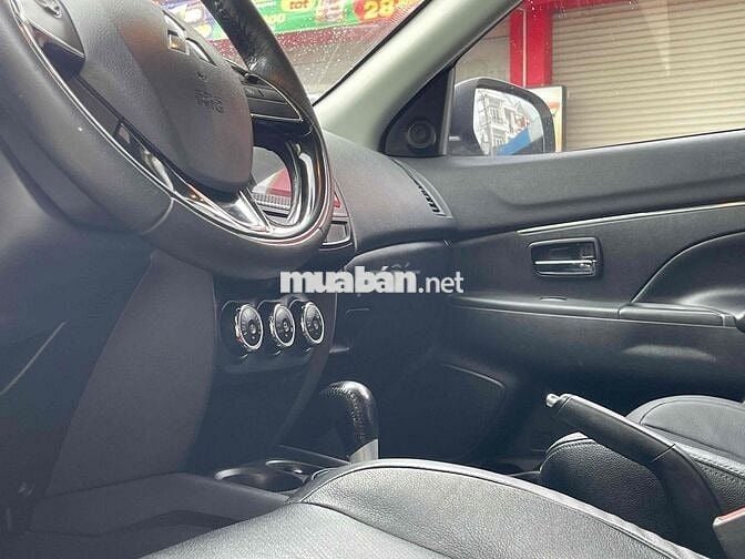 Mitsubishi Outlander Sport 2015 - 90000 km