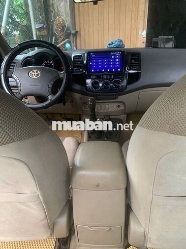 Toyota Hilux 2009 Đen 5 chỗ