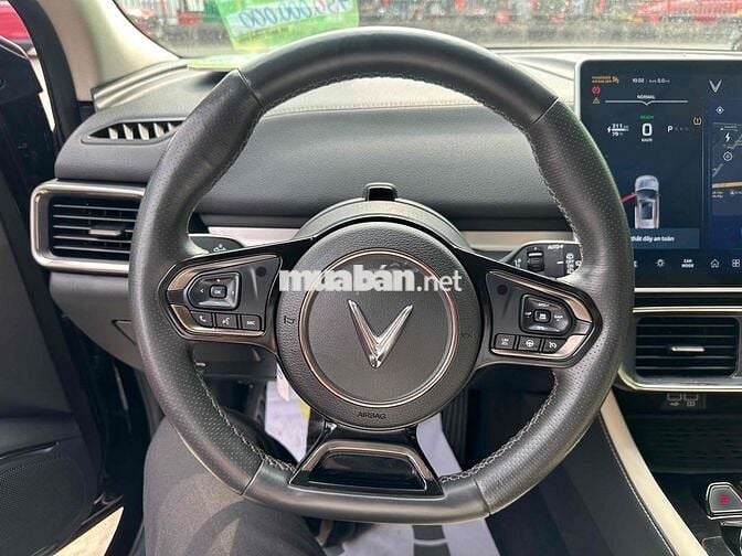 Vinfast VF8 Plus 2022 Đen/Kem Hồ Sơ Sẵn Bấm Số