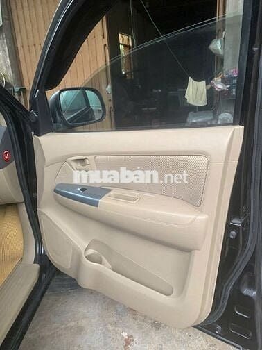Toyota Hilux 2009 Đen 5 chỗ