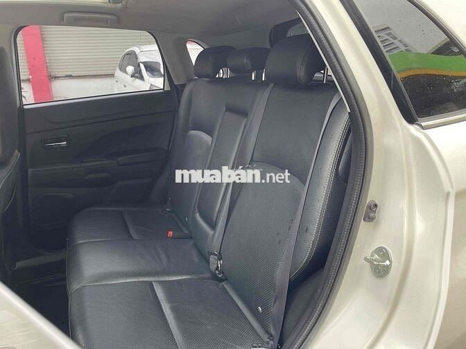 Mitsubishi Outlander Sport 2015 - 90000 km