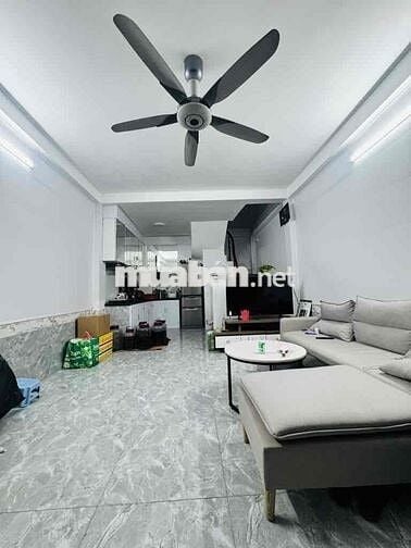 Hoàng Mai _33/35m_nhà đẹp dân xây , nở hậu nhẹ, gần ô tô , ngõ rộng