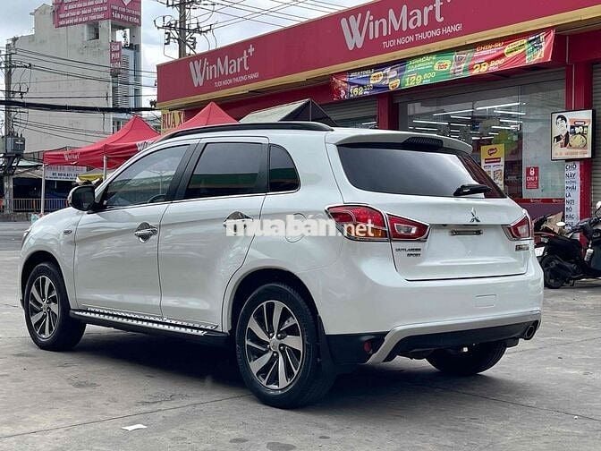 Mitsubishi Outlander Sport 2015 - 90000 km