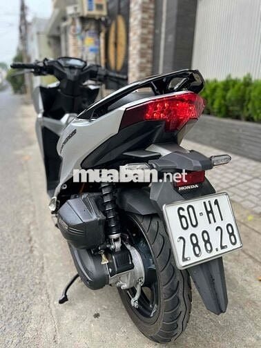 Vario150 bạc posche