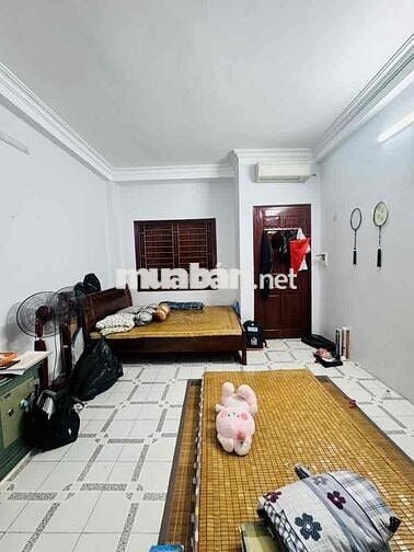 Hoàng Mai _33/35m_nhà đẹp dân xây , nở hậu nhẹ, gần ô tô , ngõ rộng