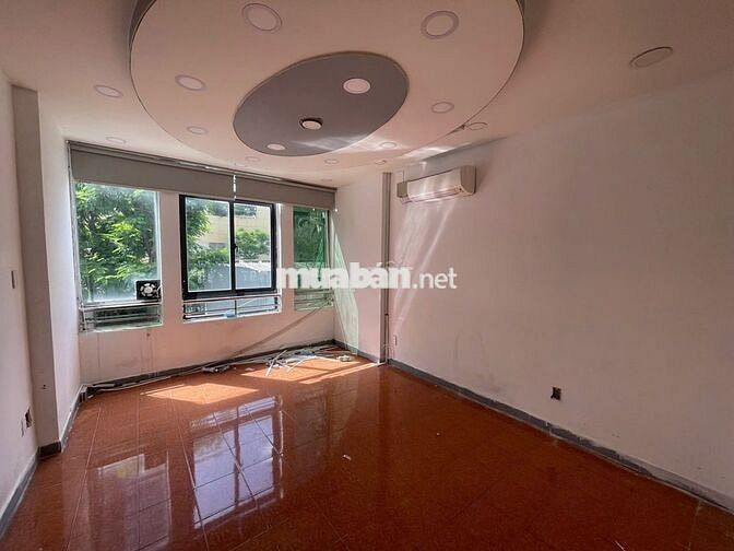 12PN/10WC CÓ THANG MÁY - Nhà đối diện New World Saigon Hotel, 6TẦNG