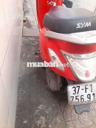 SYM Attila Elizabeth Đỏ