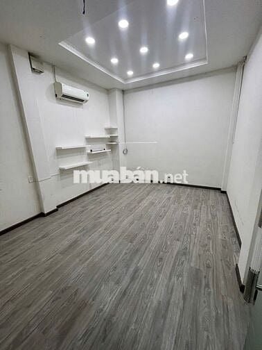 12PN/10WC CÓ THANG MÁY - Nhà đối diện New World Saigon Hotel, 6TẦNG