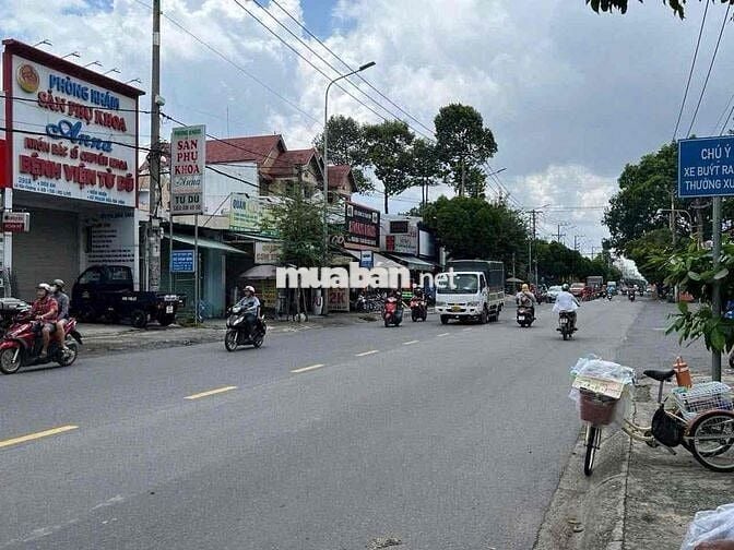 nhà mt nguyễn ảnh thủ gần chợ ba bầu. 120m2 đã trừ lộ giới. 15tỷ tl