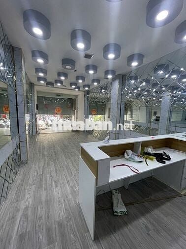 12PN/10WC CÓ THANG MÁY - Nhà đối diện New World Saigon Hotel, 6TẦNG