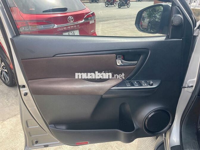 Toyota Fortuner 2018 2.4G 4x2 MT - 94286 km