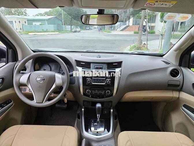 Nissan Navara 2016 NP300 EL 4x2 AT - 120000 km