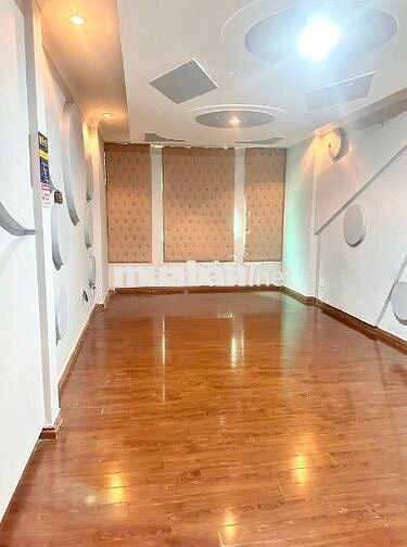 12PN/10WC CÓ THANG MÁY - Nhà đối diện New World Saigon Hotel, 6TẦNG