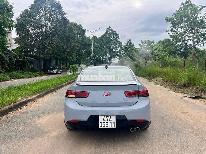 Kia Cerato Koup 2.0 AT 6 Cấp 2 cửa 5 Chỗ Rất Đẹp