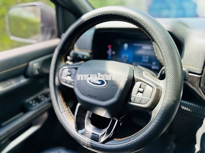 Ford Ranger 2023 Wildtrak 2.0L 4x4 AT - 13000 km