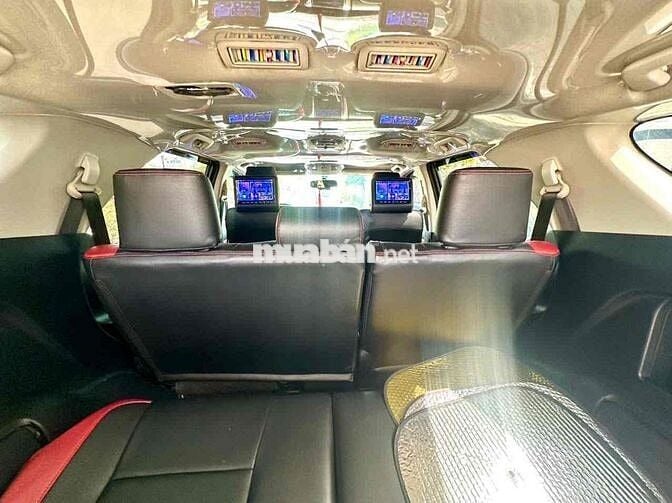 Toyota Fortuner 2017 Dầu Số sàn 68000 km Xám