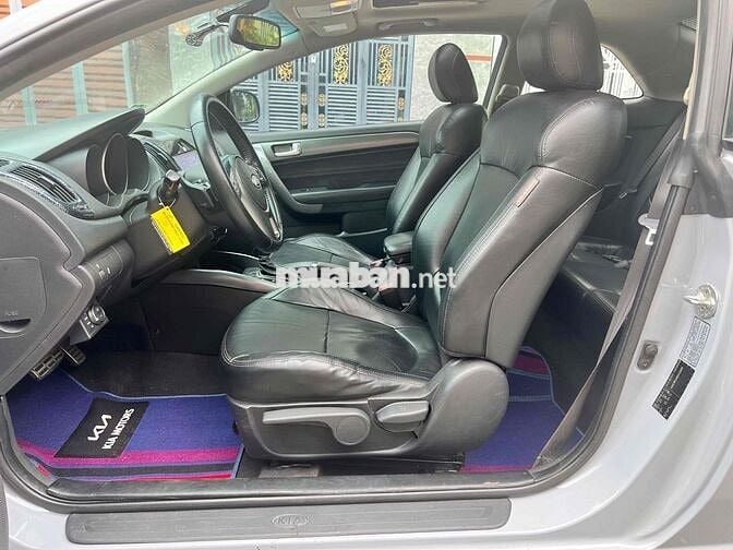 Kia Cerato Koup 2.0 AT 6 Cấp 2 cửa 5 Chỗ Rất Đẹp