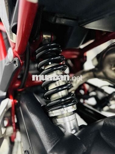 Benelli TNT125 Trắng Đỏ Đen