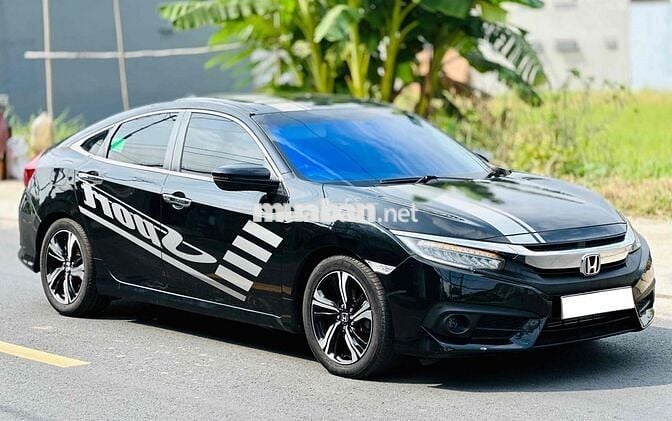 Honda Civic 2016 model 2017 1.5 Turbo giá cực tốt