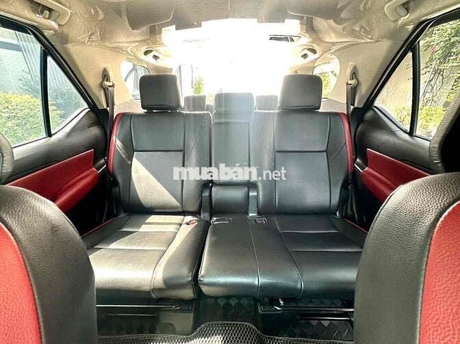 Toyota Fortuner 2017 Dầu Số sàn 68000 km Xám