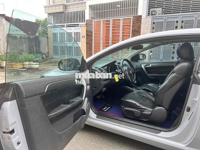 Kia Cerato Koup 2.0 AT 6 Cấp 2 cửa 5 Chỗ Rất Đẹp