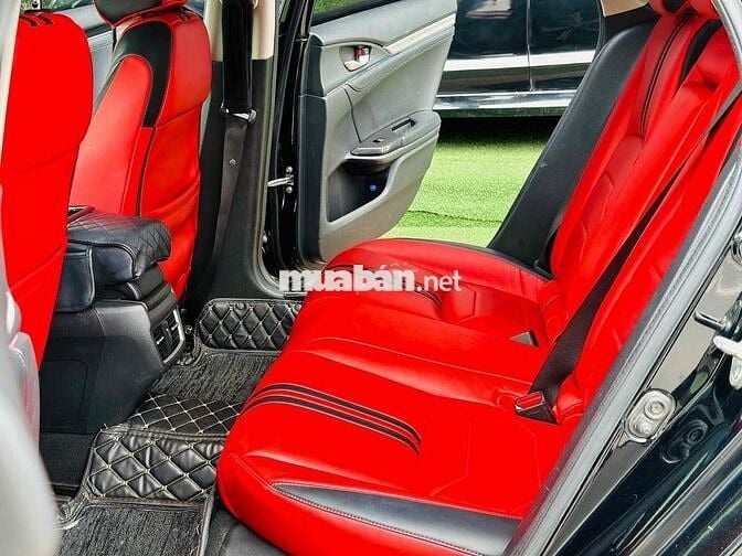 Honda Civic 2016 model 2017 1.5 Turbo giá cực tốt